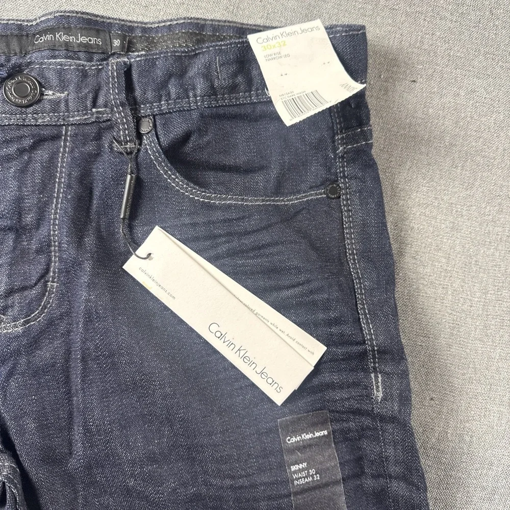 Calvin‎ Klein Men's Low Rise  Skinny Jeans 30×32
